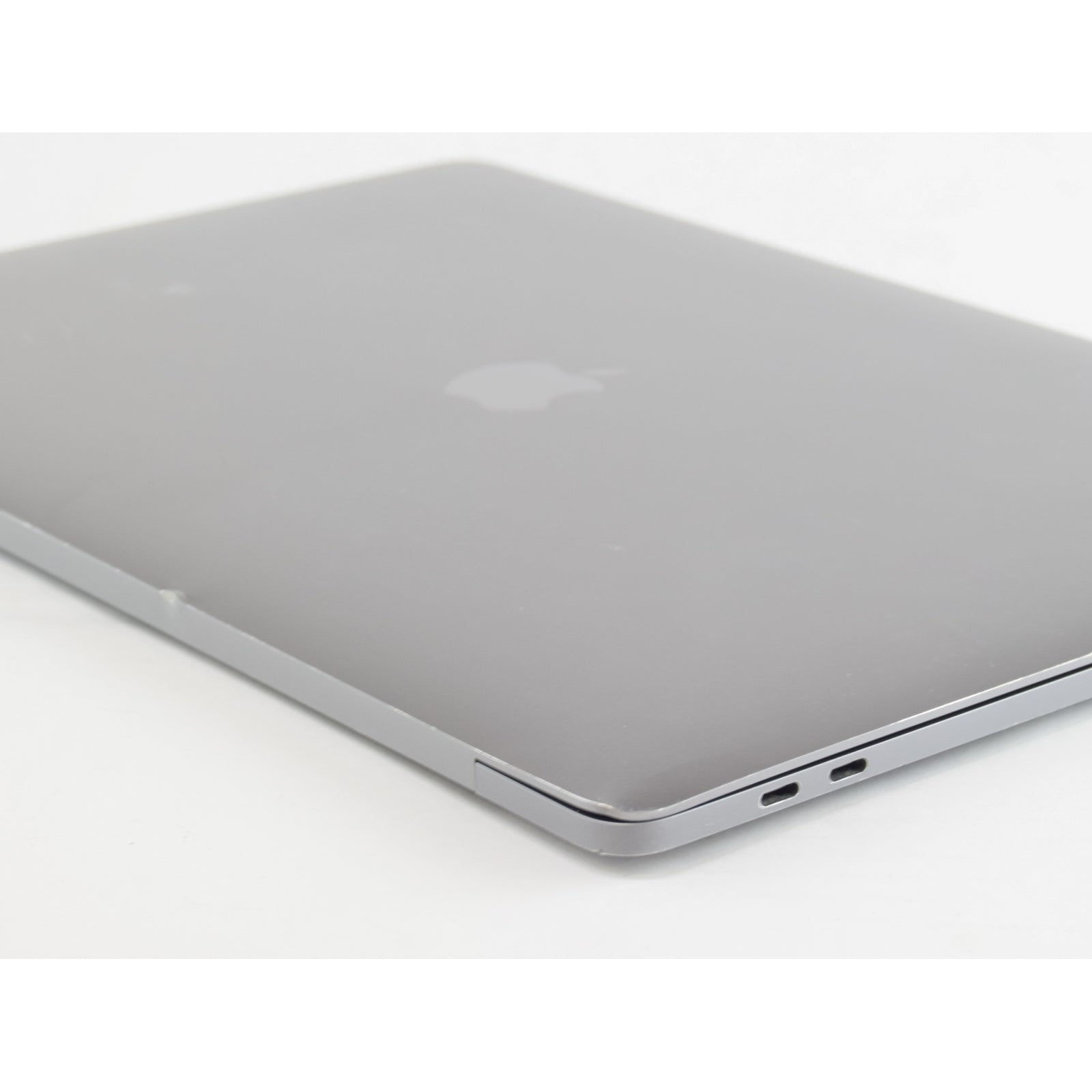 Apple Apple MacBook Pro 14,1 2017 13.3 in (Silver)